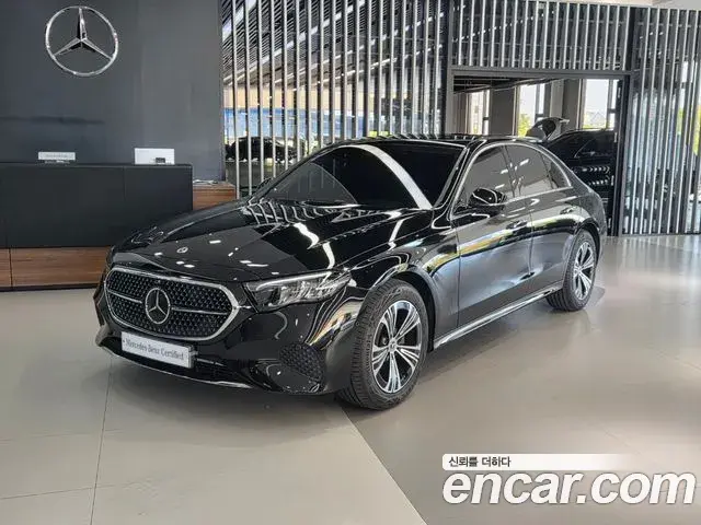 Mercedes-Benz E-Class E200 Avantgarde 2025