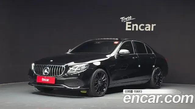 Mercedes-Benz E-Class E300 Avantgarde 2019