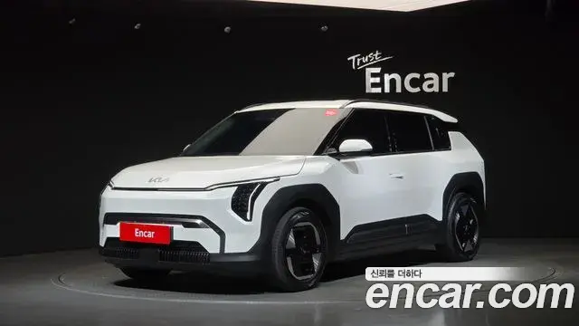 Kia EV3 Long Range 2WD Earth 2024