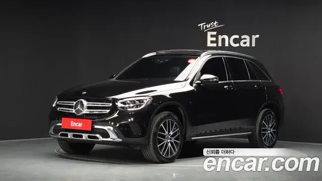 Mercedes-Benz GLC-Class GLC300e 4MATIC 2021