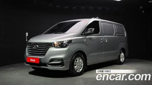 Hyundai Starex Van 3-Seater Smart 2020
