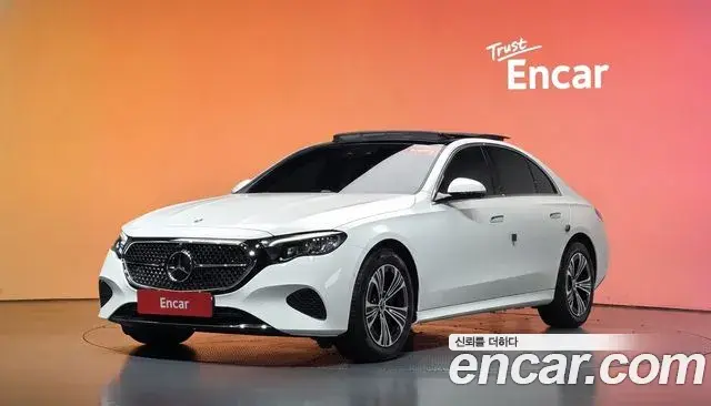 Mercedes-Benz E-Class E200 Avantgarde 2025