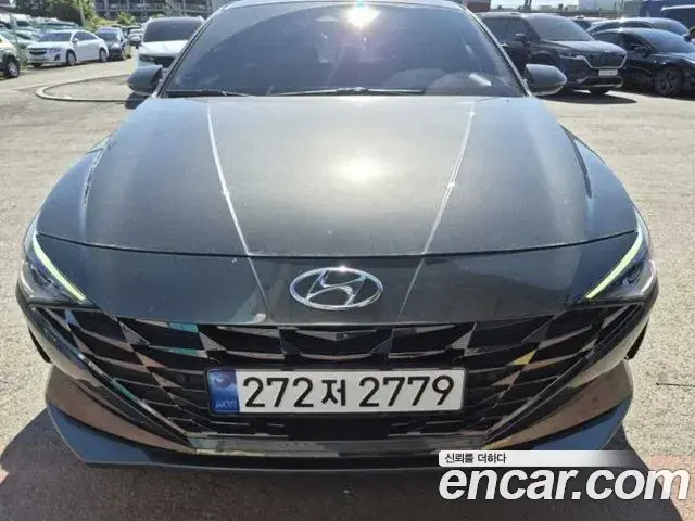Hyundai AVANTE Inspiration 2022