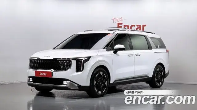 Kia Carnival Diesel 9-Seater Noblesse 2025