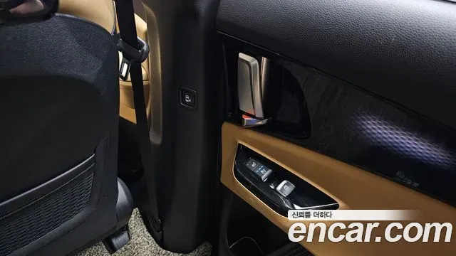 Kia Carnival Gasoline 7-Seater Signature 2021 — фото 19