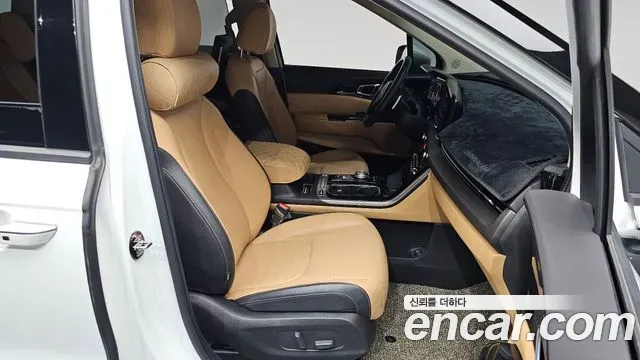 Kia Carnival Gasoline 7-Seater Signature 2021 — фото 26