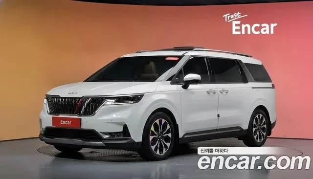 Kia Carnival Gasoline 7-Seater Signature 2021