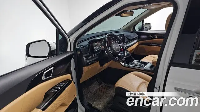 Kia Carnival Gasoline 7-Seater Signature 2021 — фото 10