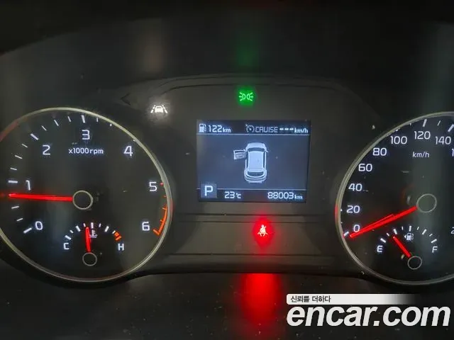 Kia Sportage Diesel 2.0 2WD Prestige 2019 — фото 8
