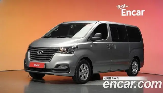 Hyundai Starex Wagon 12-Seater Smart 2019
