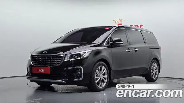 Kia Carnival 9-Seater Noblesse 2019