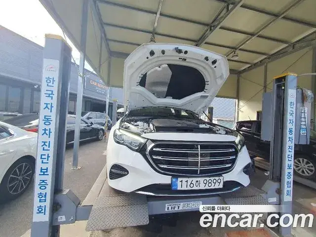 Mercedes-Benz E-Class E220d 4MATIC Exclusive 2024