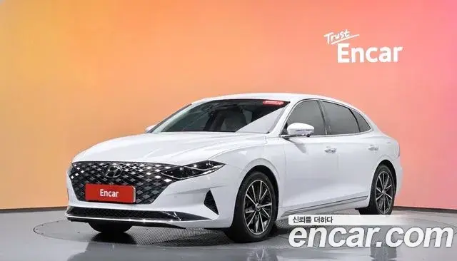 Hyundai Grandeur 2.5 Le Blanc 2022