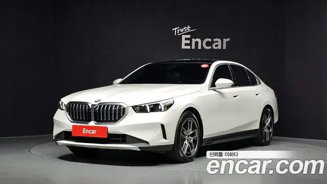 BMW 5-Series 520i 2026