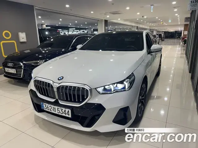 BMW 5-Series 523d M Sport 2025