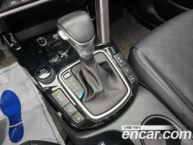 Kia Seltos Diesel 1.6 2WD Prestige 2019 — фото 8
