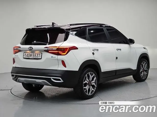 Kia Seltos Diesel 1.6 2WD Prestige 2019 — фото 4