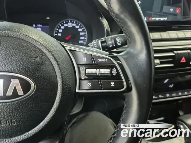 Kia Seltos Diesel 1.6 2WD Signature 2020 — фото 15