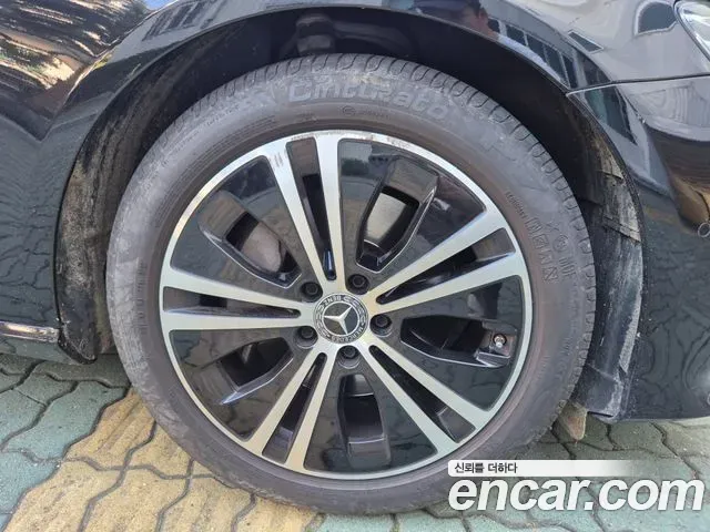 Mercedes-Benz E-Class E300 Avantgarde 2020 — фото 17