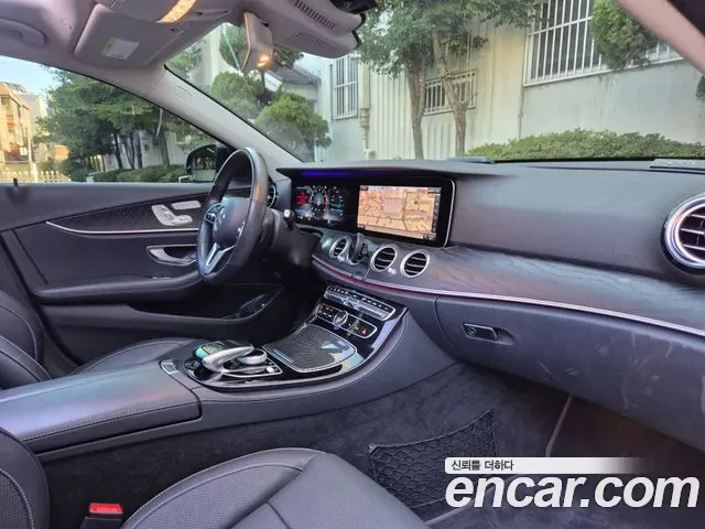 Mercedes-Benz E-Class E300 Avantgarde 2020 — фото 12