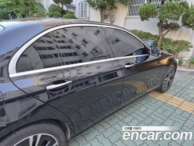 Mercedes-Benz E-Class E300 Avantgarde 2020 — фото 9