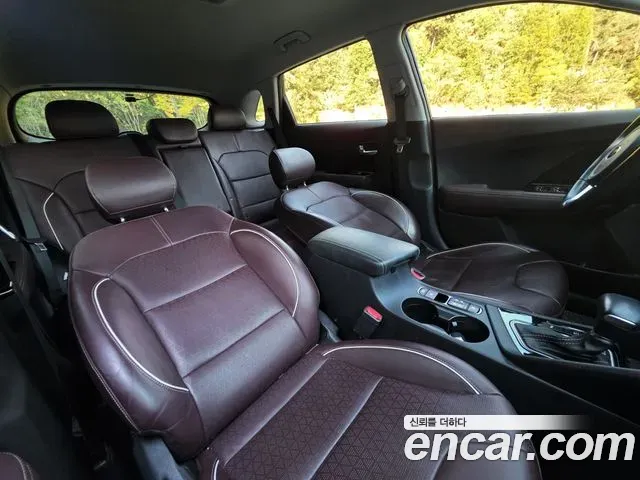 Kia Niro 1.6 HEV Noblesse Special 2019 — фото 14