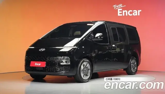 Hyundai Staria HEV 1.6 Tourer 11-Seater Modern 2024
