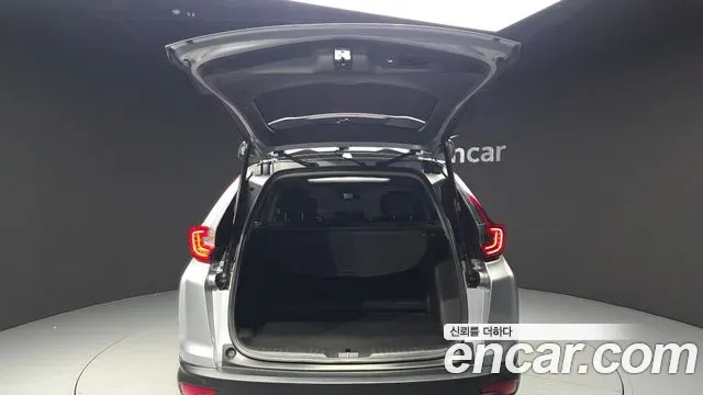 Honda CR-V 1.5 Touring 4WD 2019 — фото 20