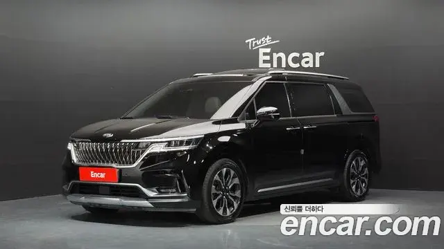 Kia Carnival Gasoline 7-Seater Signature 2021