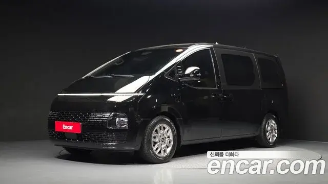 Hyundai Staria Tourer 11-Seater Modern 2021