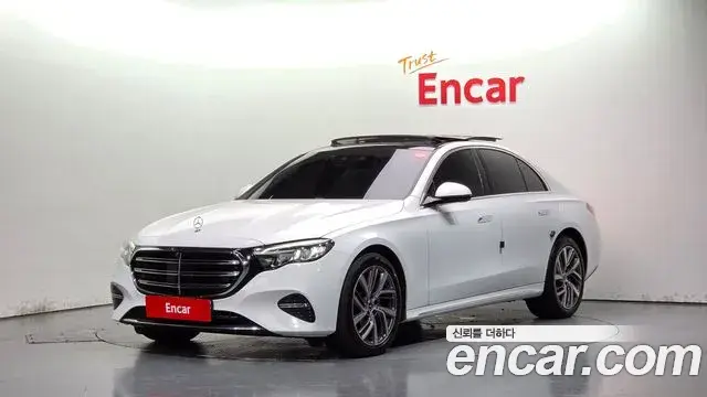 Mercedes-Benz E-Class E220d 4MATIC Exclusive 2024