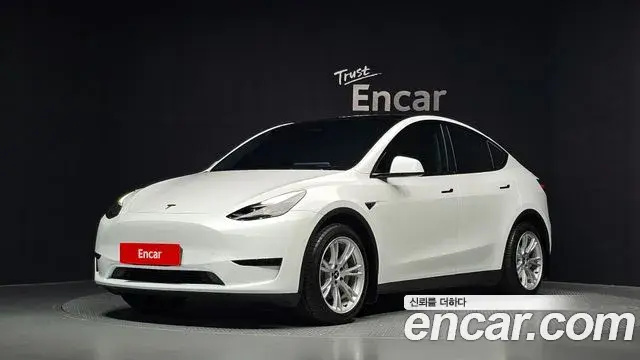 Tesla Model Y RWD 2023