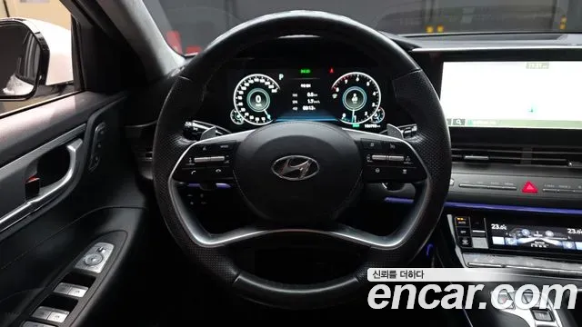Hyundai Grandeur 2.5 Calligraphy 2020 — фото 13