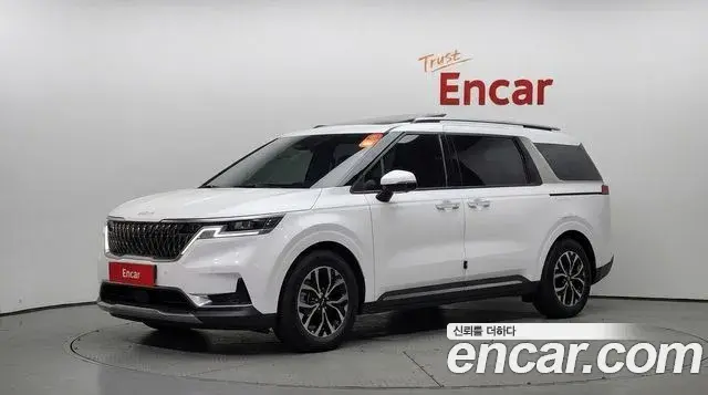 Kia Carnival Diesel 9-Seater Noblesse 2023