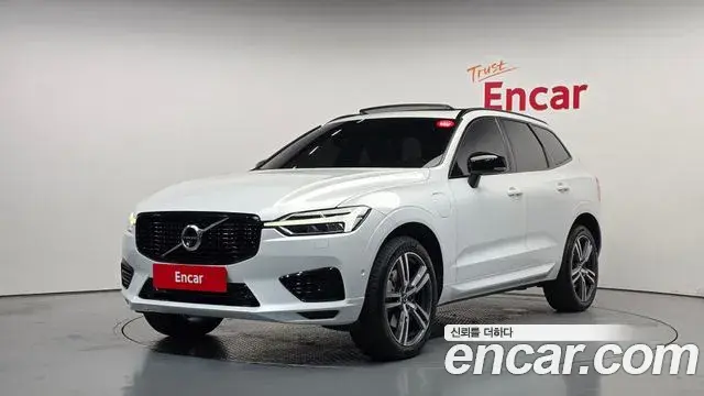 Volvo XC60 T8 R-Design 2021