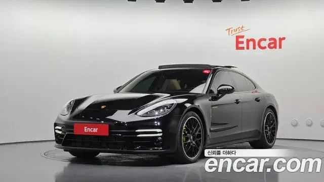 Porsche Panamera 2.9 AWD E-Hybrid Platinum Edition 2022