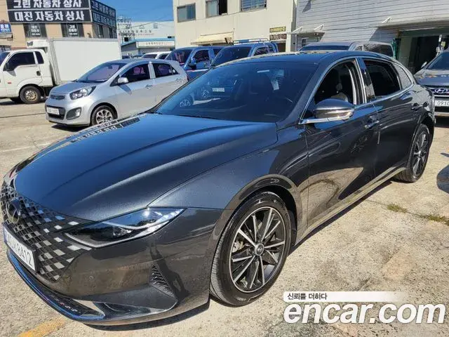 Hyundai Grandeur 2.5 Le Blanc 2022