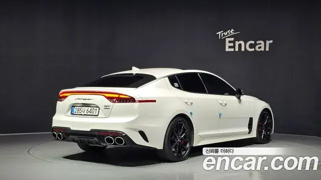 Kia Stinger 3.3 Turbo AWD GT 2019