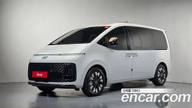 Hyundai Staria HEV 1.6 Lounge 7-Seater Inspiration 2024