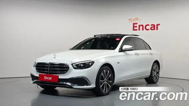 Mercedes-Benz E-Class E300e 4MATIC Exclusive 2021