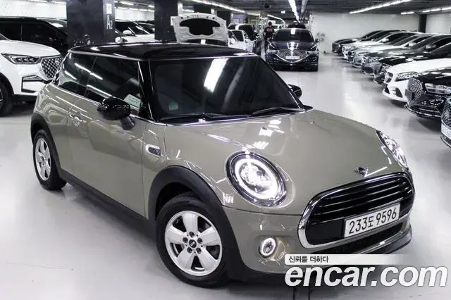 Mini Cooper Standard Third Generation 2020