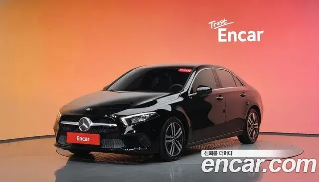 Mercedes-Benz A-Class A220 Sedan 2021