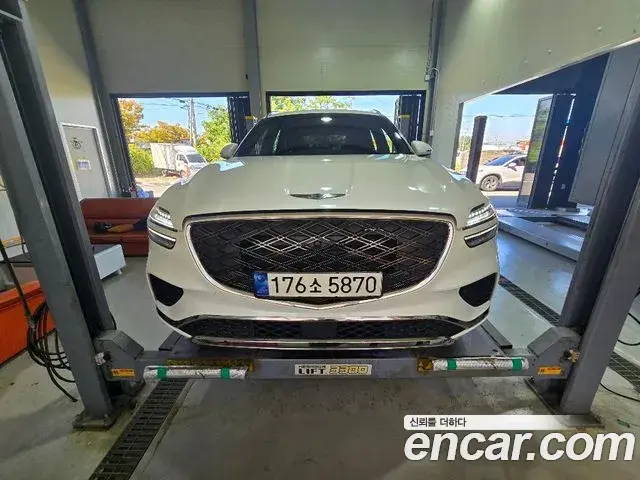 Genesis GV70 2.5T Gasoline AWD 2024