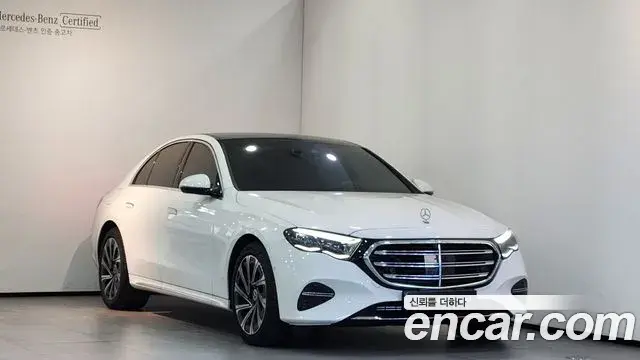 Mercedes-Benz E-Class E300 4MATIC Exclusive 2026