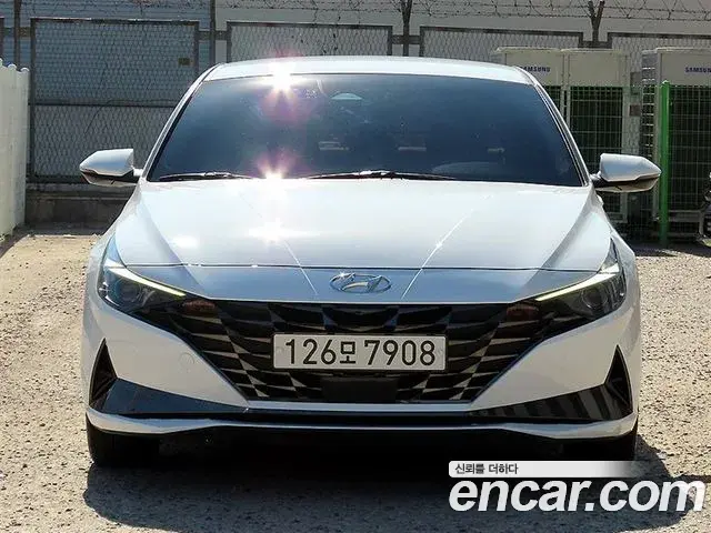 Hyundai AVANTE 1.6 Modern 2022