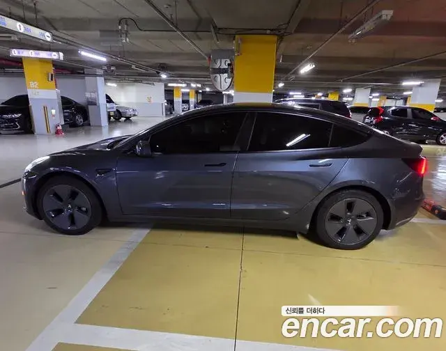 Tesla Model 3 RWD 2022