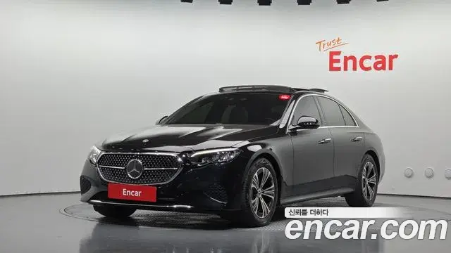 Mercedes-Benz E-Class E200 Avantgarde 2024