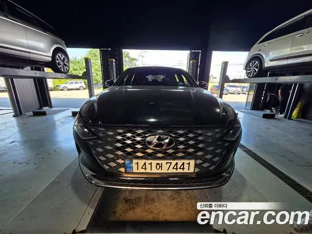 Hyundai Grandeur 2.5 Premium 2022