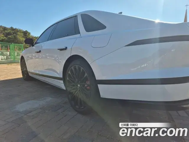 Hyundai Grandeur Calligraphy 2024