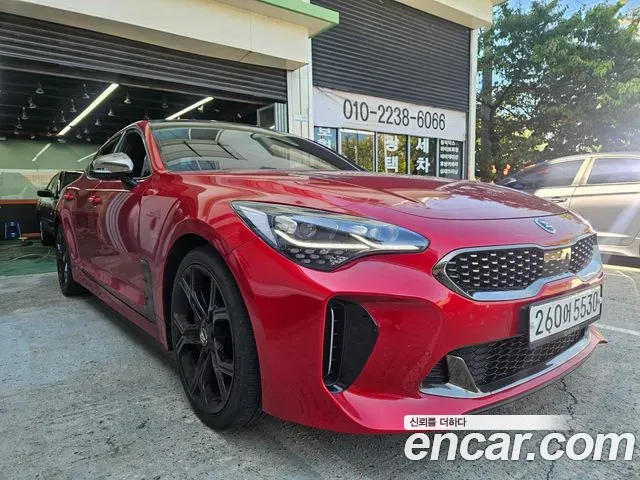 Kia Stinger 3.3 Turbo AWD GT 2019